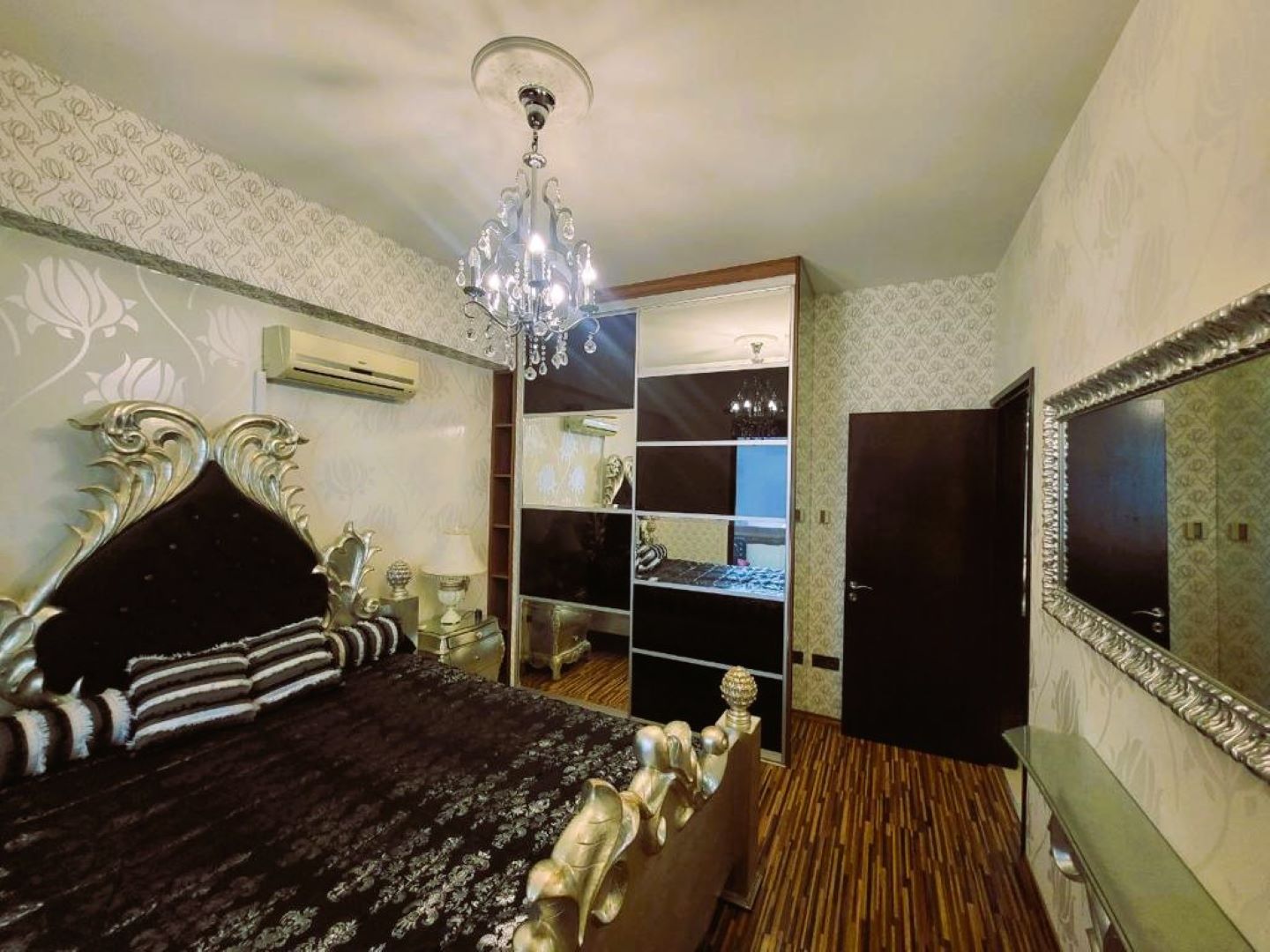 MRS ELENA LONGINOVA 4TH FL. F