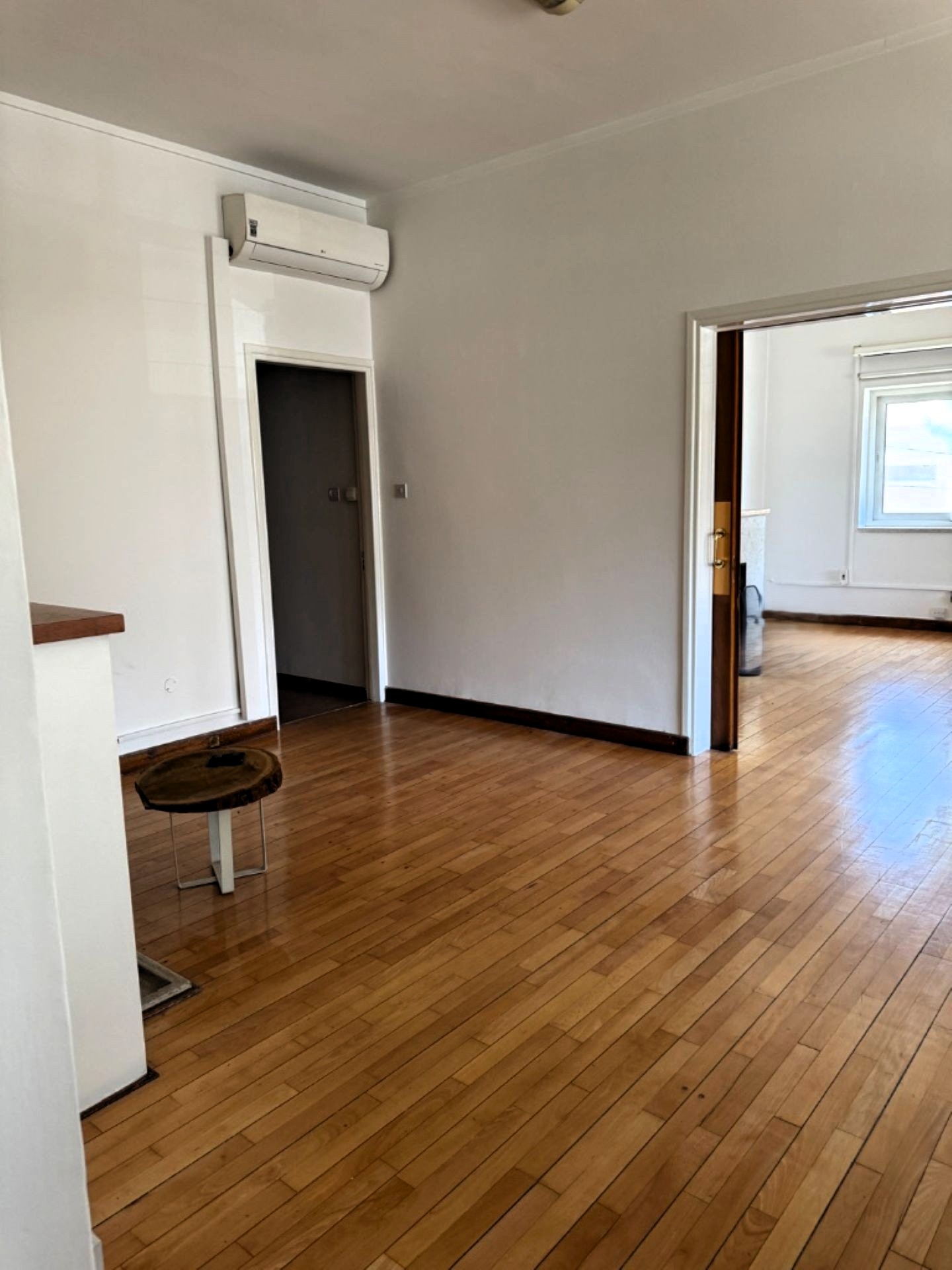 Elegant and classic upper house for Rent