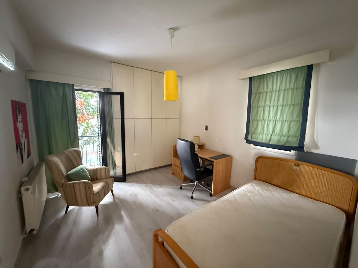 Elegant three bedroom flat For Rent