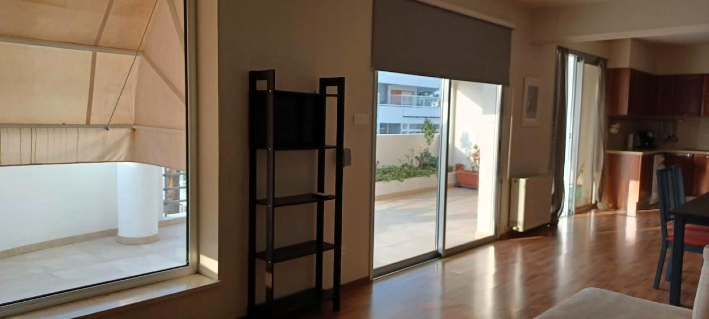 Spacious and elegant apartment for Rent