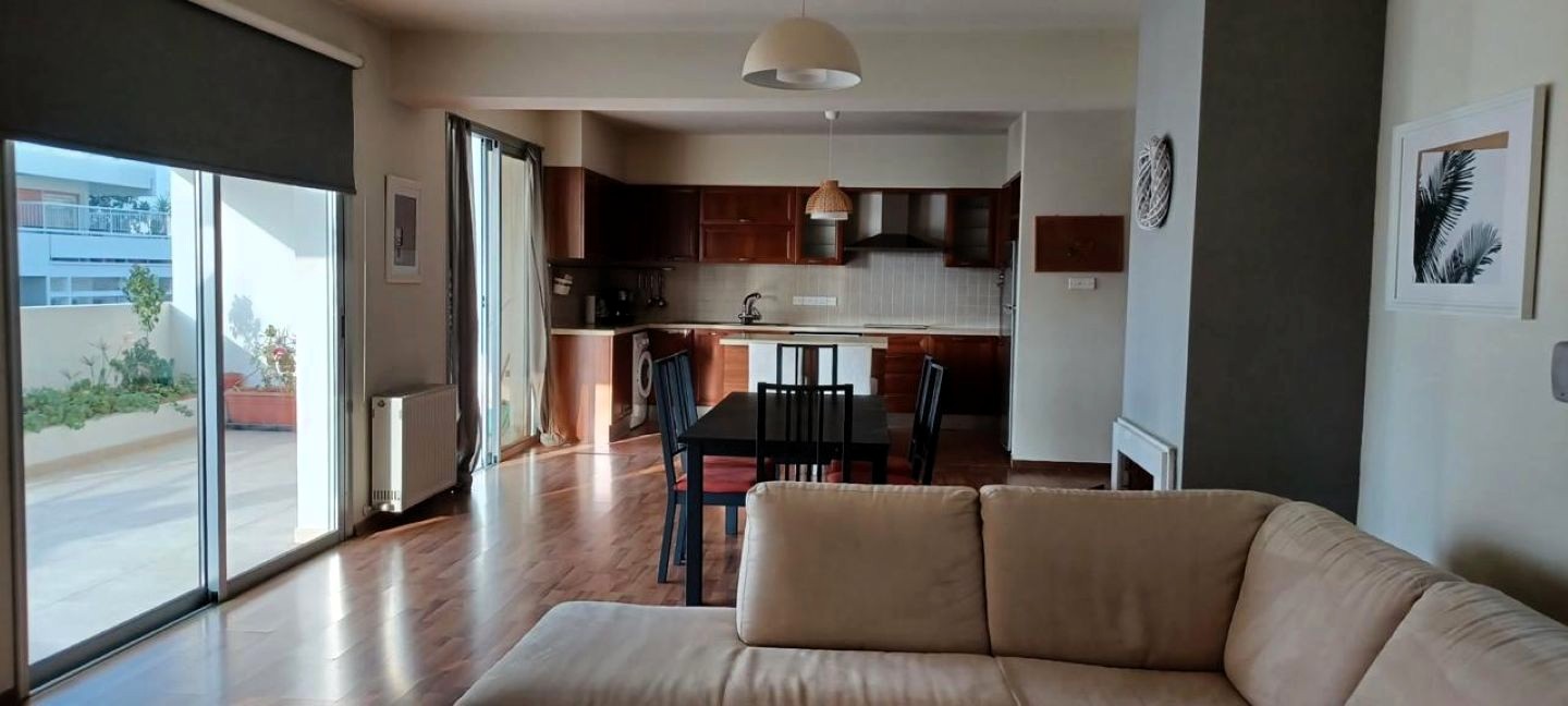 Spacious and elegant apartment for Rent