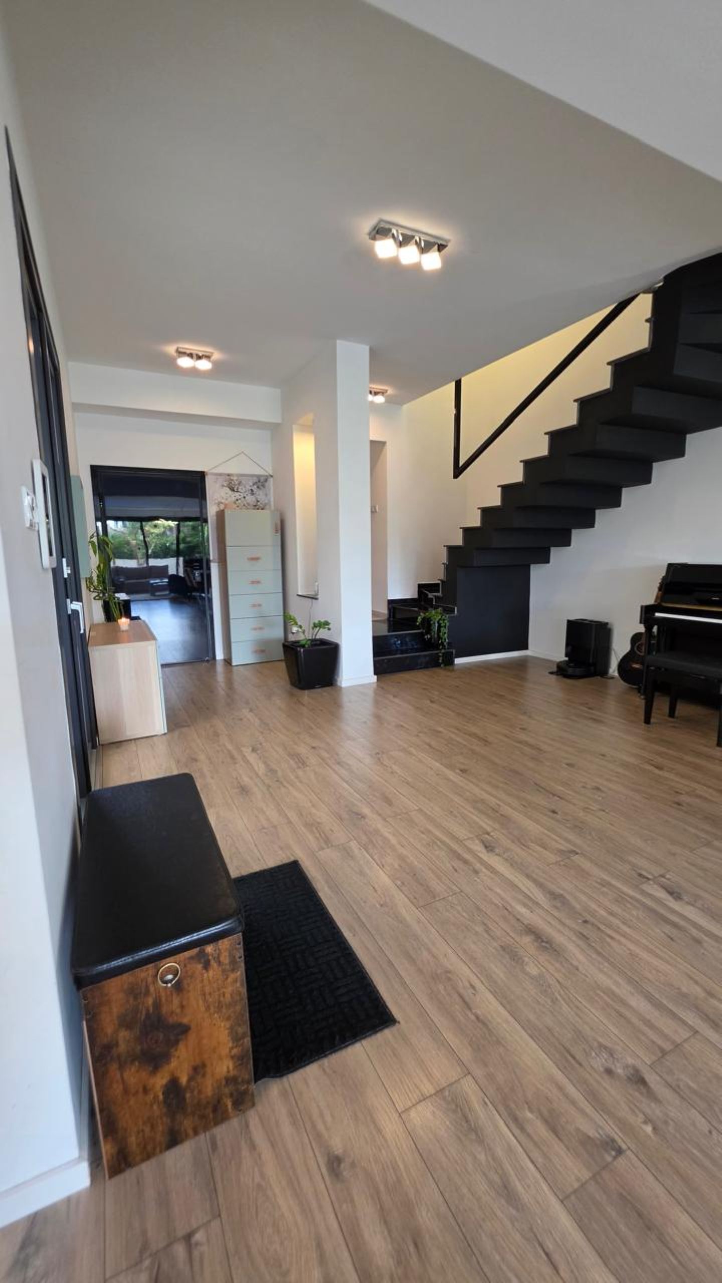 Modern smart house for Rent or Sale